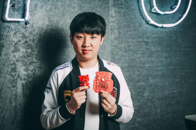 NAVI将面对 Vitality ， Spirit 将与 Mouz 在 Austin Major 2025季后赛中相遇
