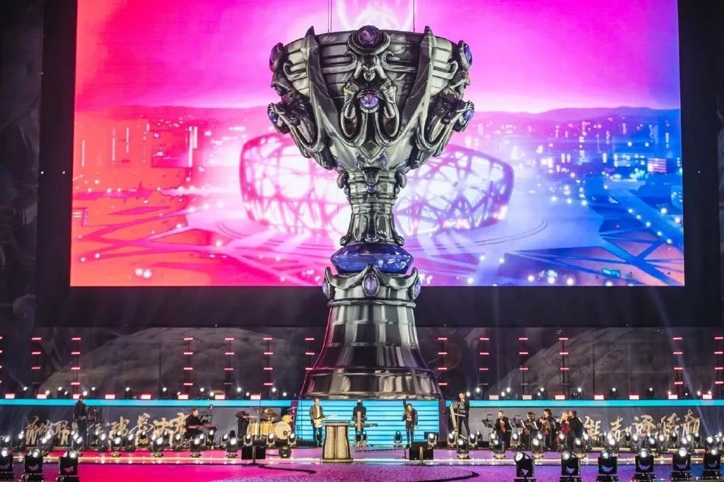 Fnatic 输给了 Imperial ，而 Passion UA 未能战胜 3DMAX