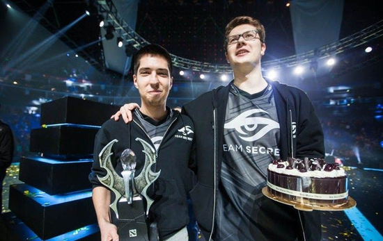 Bilibili Gaming 击败 Top Esports 在 LPL Split 2 2025